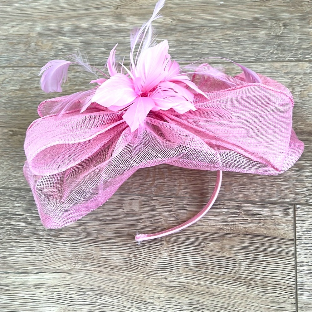 Kentucky Derby Fascinator - Picture 3 of 5